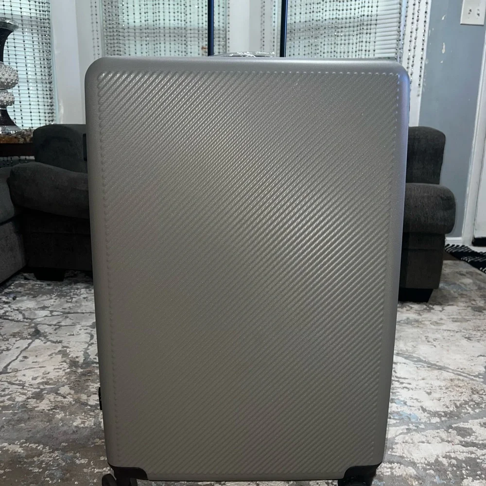 Calpak Suitcase - Picture 1 of 5